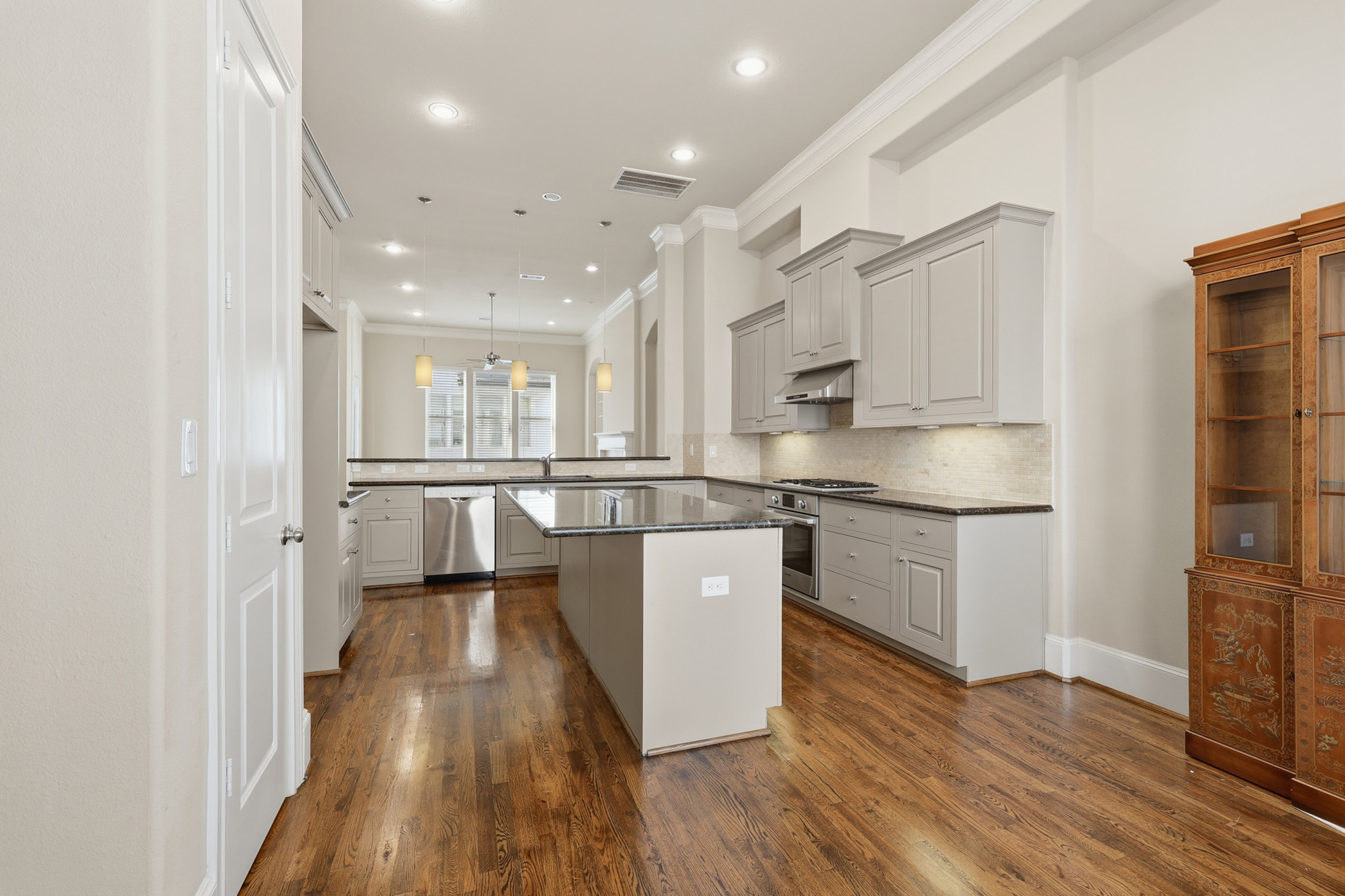 2707 Cohn Trails Lane Houston, TX 77007 - Photo 17 of 42