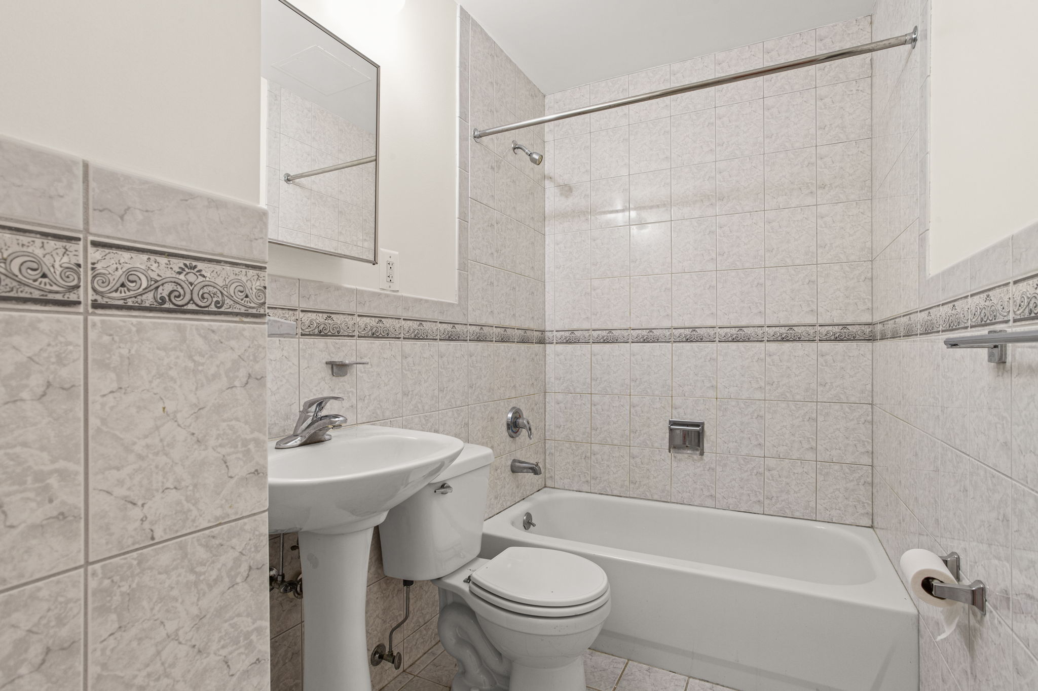 63 West 127th Street, Unit 3 Manhattan, NY 10027 - Photo 11 of 13