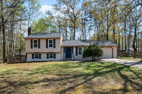 $420,000 | 3023 Huntington Circle, Waldorf, MD 20602