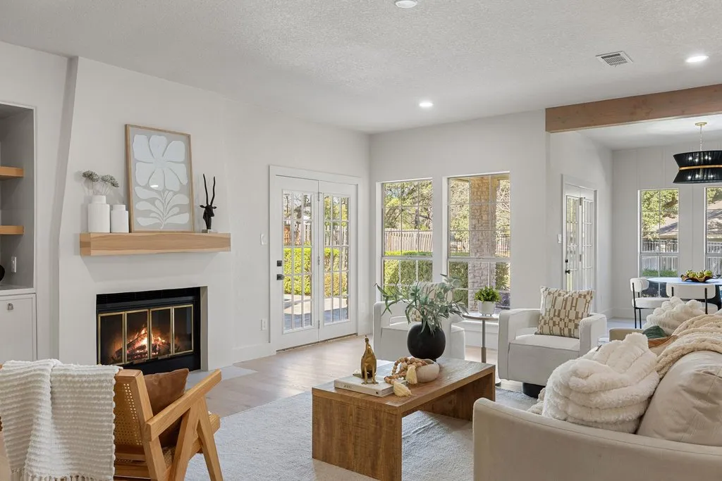 $799,000 | 1006 Palos Verdes Drive, Lakeway, TX 78734