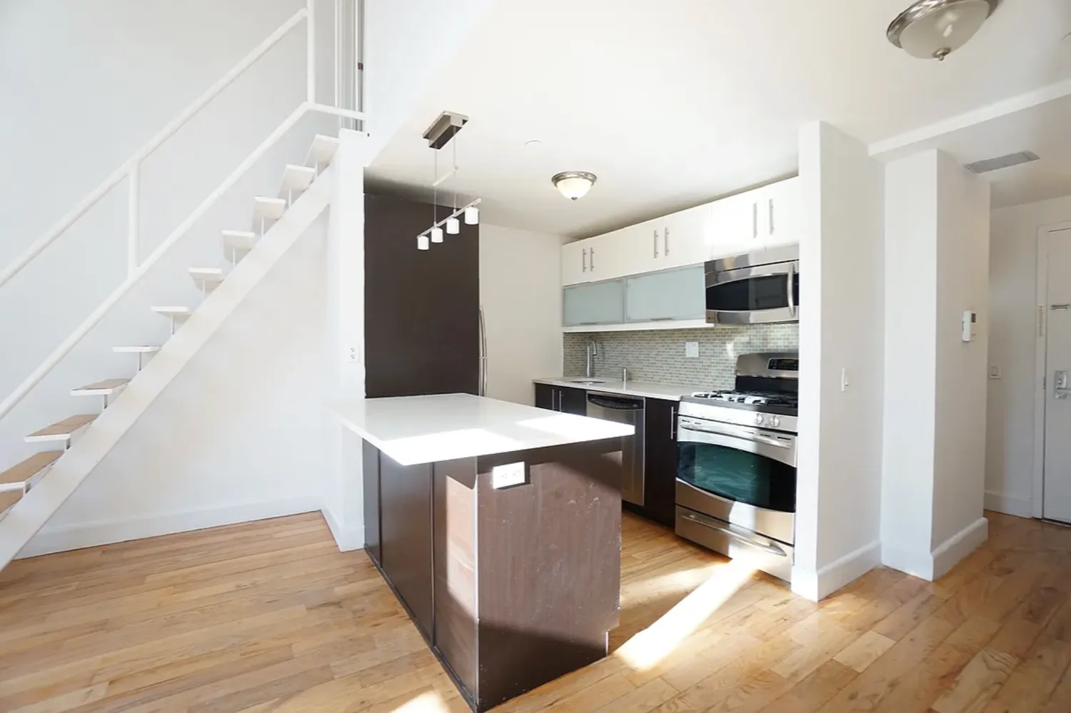 $5,000 | 42-44 Meserole Street, Unit 2 | Williamsburg