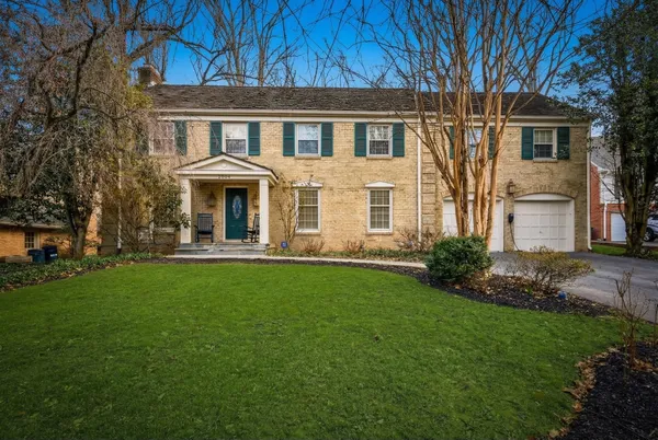$1,375,000 | 9004 Copenhaver Drive, Potomac, MD 20854