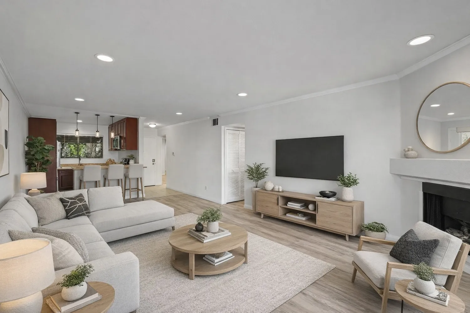 $519,500 | 5525 Canoga Avenue, Unit 129, Woodland Hills, CA 91367