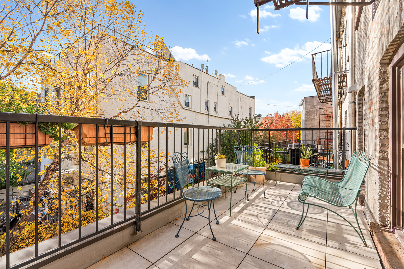 12 3rd Street, Unit 2 Brooklyn, NY 11231 - Photo 3 of 7 a outdoor space with lots of tables and chairs