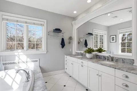 $1,825,000 | 904 Plymouth Road, Lower Gwynedd, PA 19002