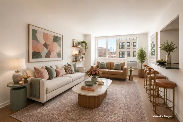 $1,295,000 | 77 7th Avenue, Unit 12P | Chelsea