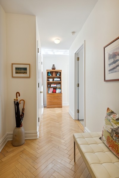 2 Columbus Avenue, Unit 14C Manhattan, NY 10023 - Photo 7 of 10