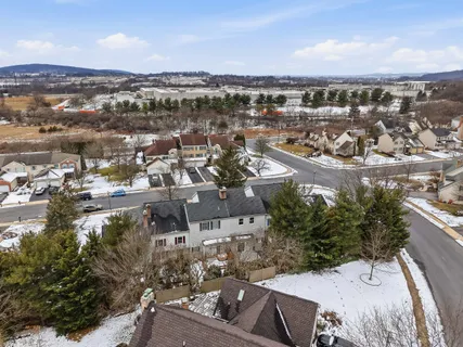 $329,900 | 6 Heron Drive, Denver, PA 17517