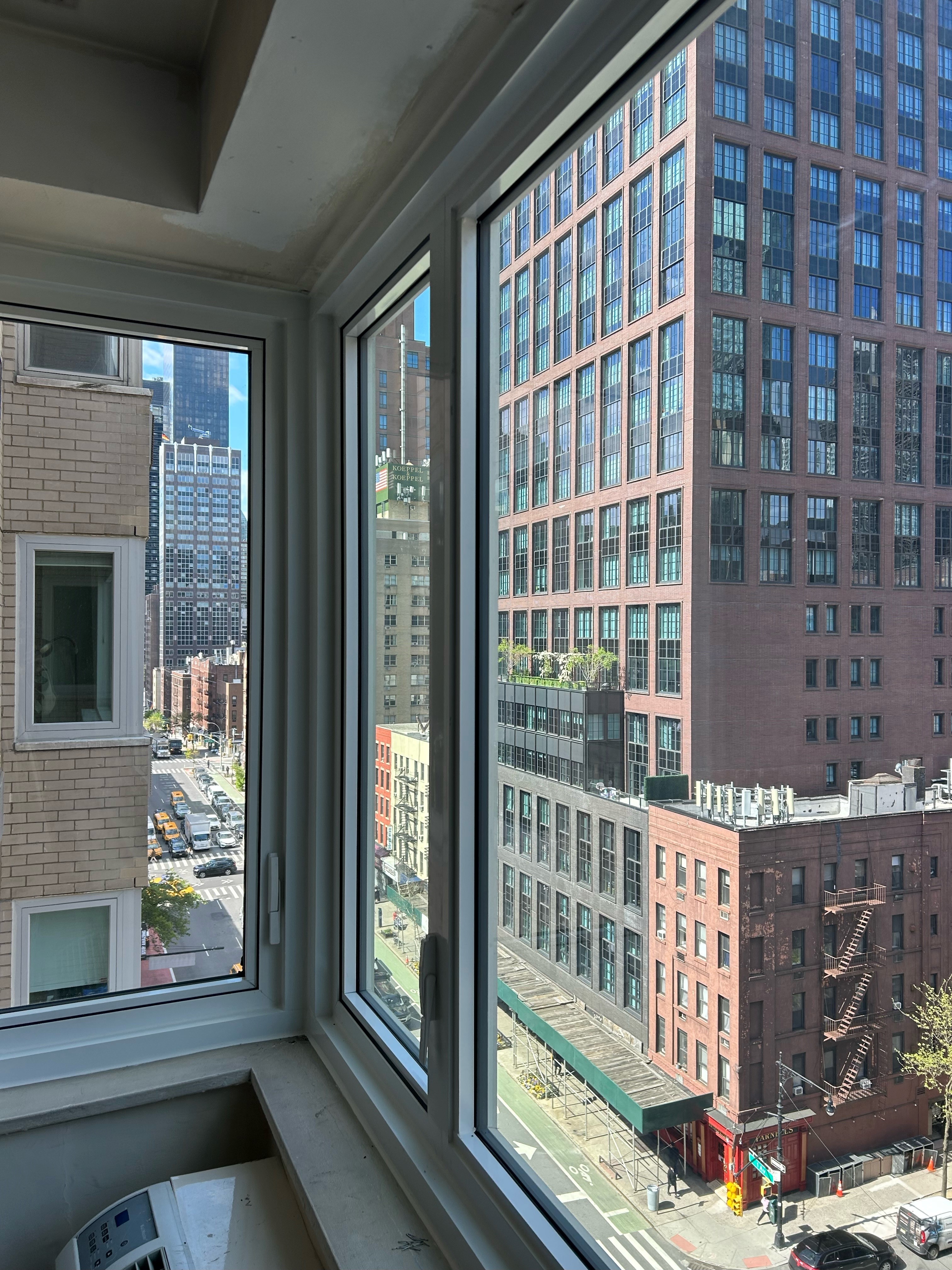 411 East 53rd Street, Unit 11K Manhattan, NY 10022 - Photo 8 of 19 a view of a balcony with an outdoor space