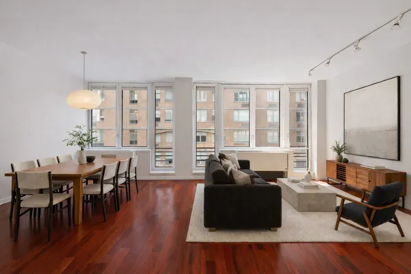 $7,500 | 125 West 21st Street, Unit 5B | Chelsea