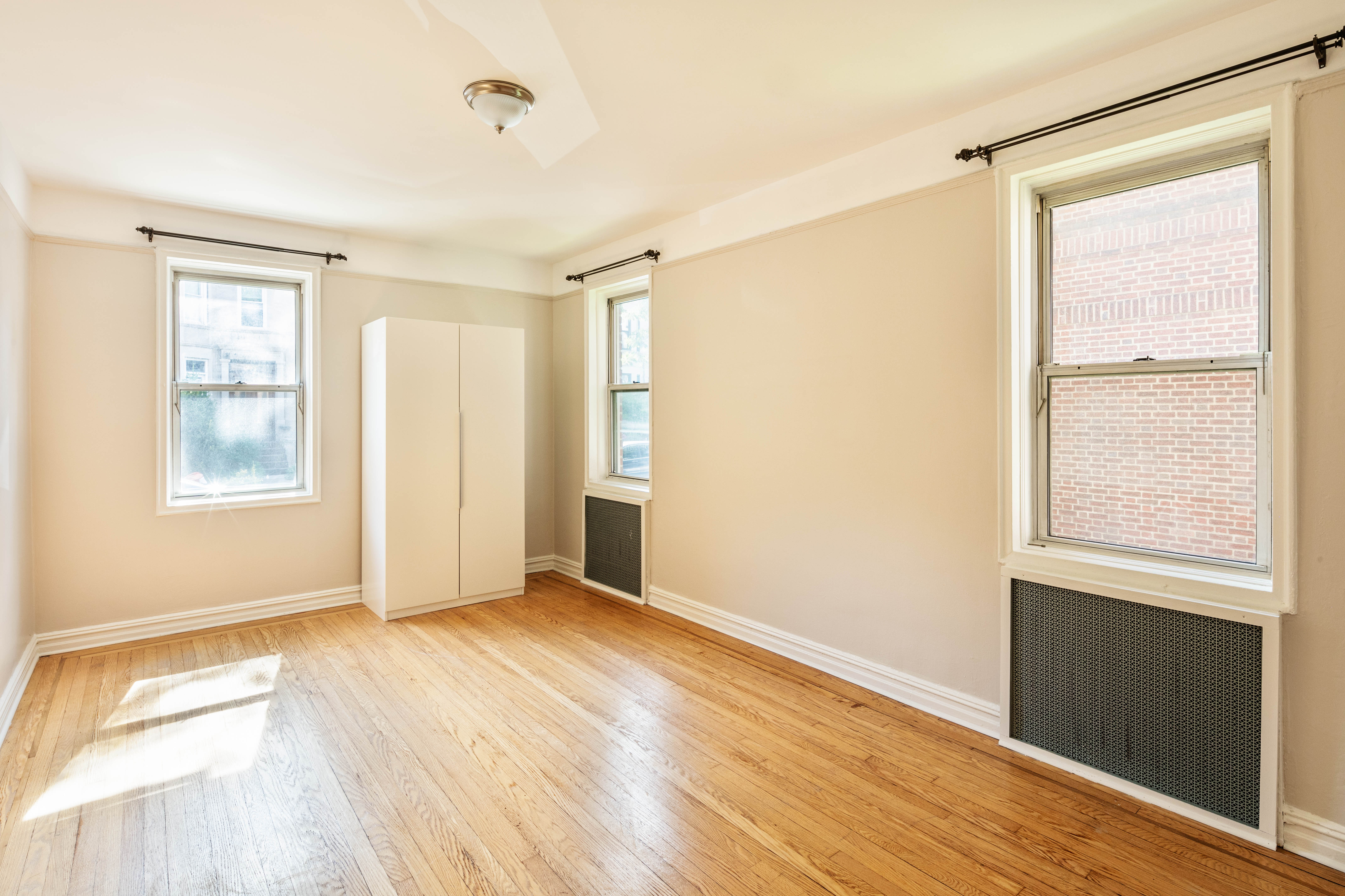414 Albemarle Road, Unit 1H Brooklyn, NY 11218 - Photo 8 of 13
