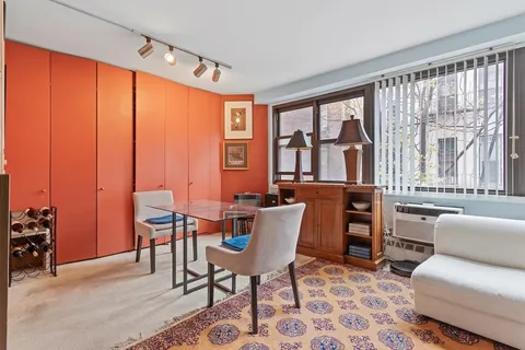 $529,000 | 210 East 15th Street, Unit 6D | Gramercy