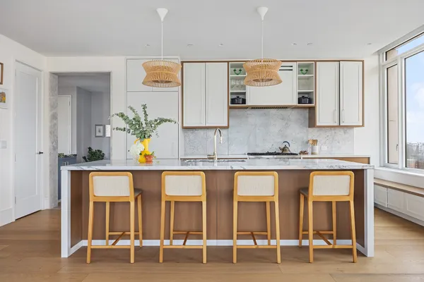 $3,975,000 | 1 Clinton Street, Unit 12A | Brooklyn Heights