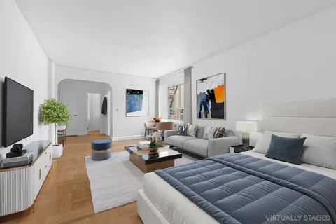 $495,000 | 155 West 20th Street, Unit 4F | Chelsea
