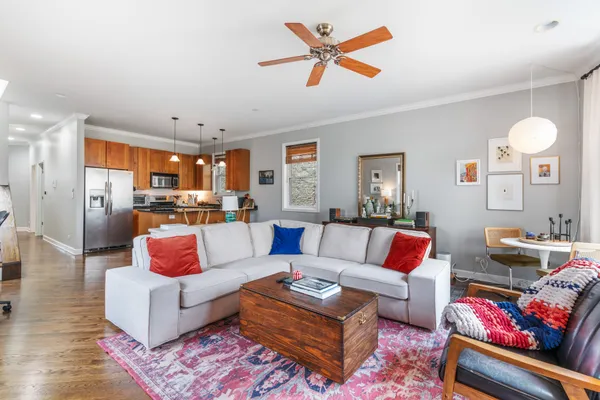 $575,000 | 1043 North Winchester Avenue, Unit 3, Chicago, IL 60622