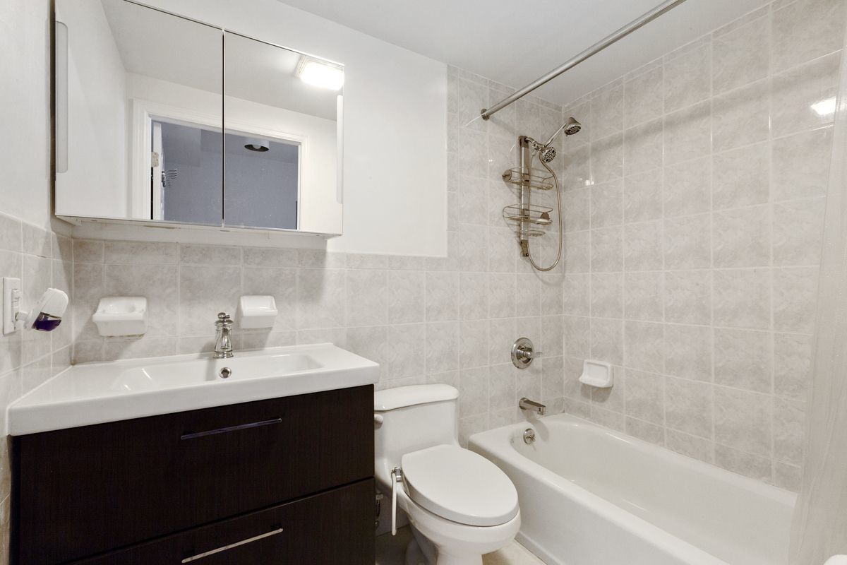 133 Essex Street, Unit 602 Manhattan, NY 10002 - Photo 7 of 9