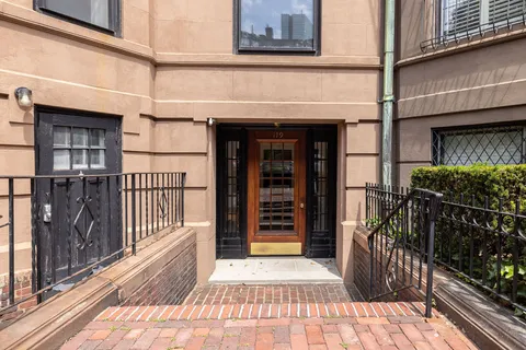 $650,000 | 119 Marlborough Street, Unit 10, Boston, MA 02116