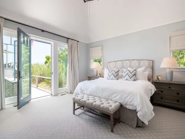 $16,999,000 | 40 Dune Road, Quogue, NY 11959