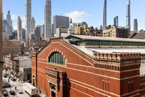 a picture of city view