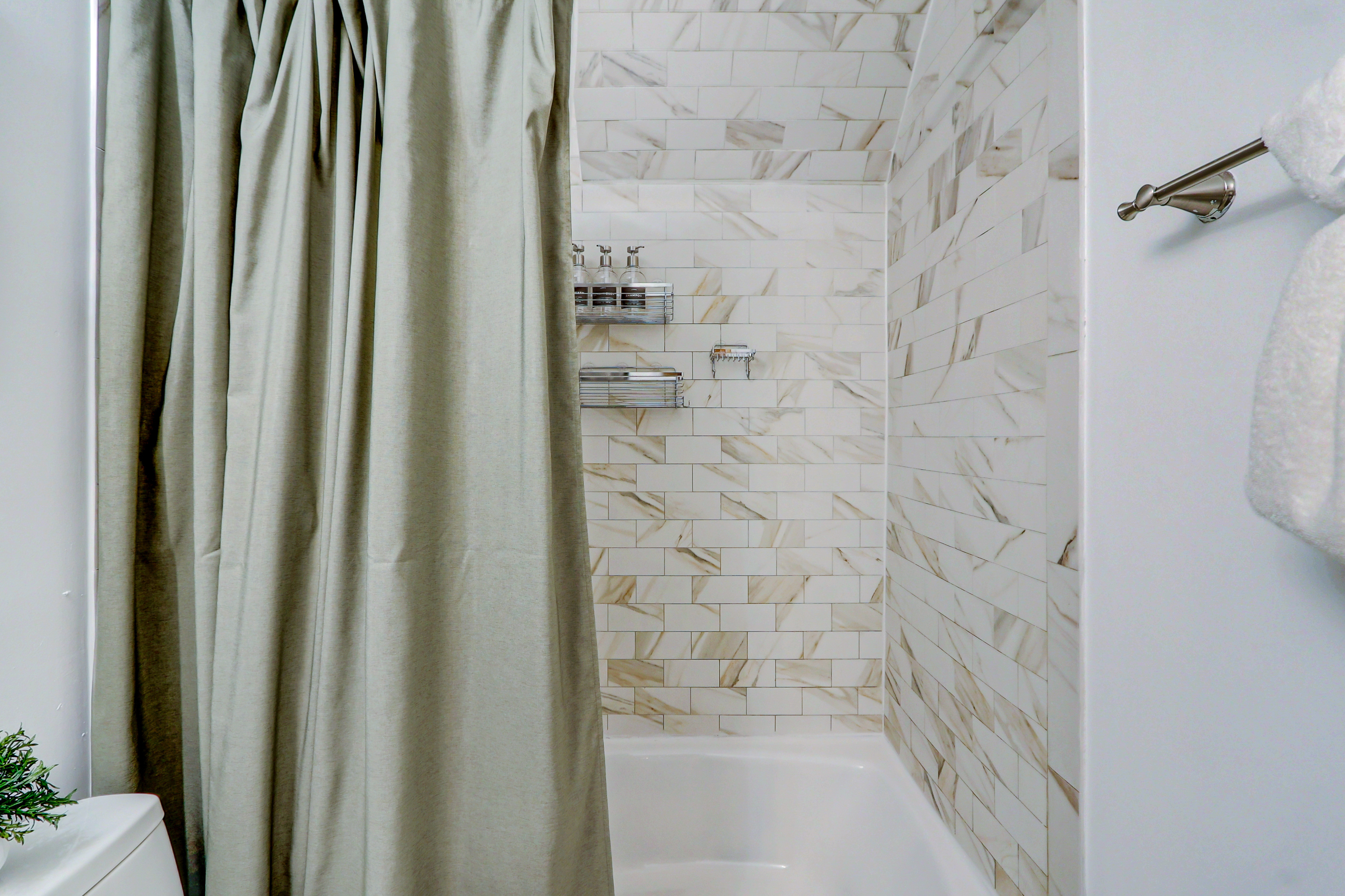 1003 P Street Northwest Washington, DC 20001 - Photo 21 of 34 a bathroom with a shower