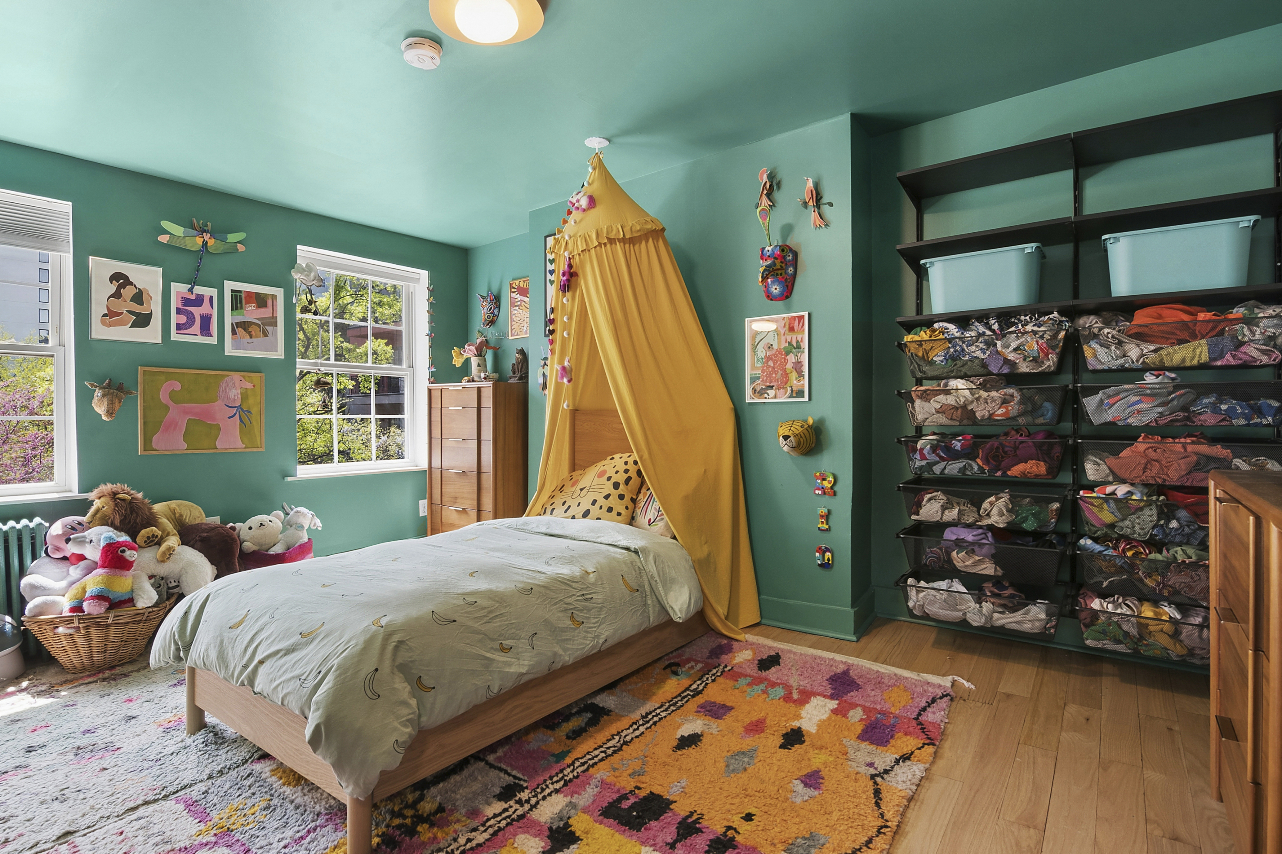 190 Concord Street Brooklyn, NY 11201 - Photo 10 of 14 a bedroom with a bed and a window