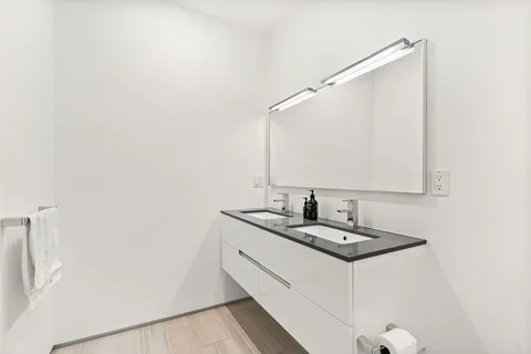 $1,262,500 | East 1st Street, Boston, MA 02127