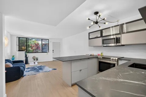 $190,000 | 1901 North Andrews Avenue, Unit 100, Wilton Manors, FL 33311