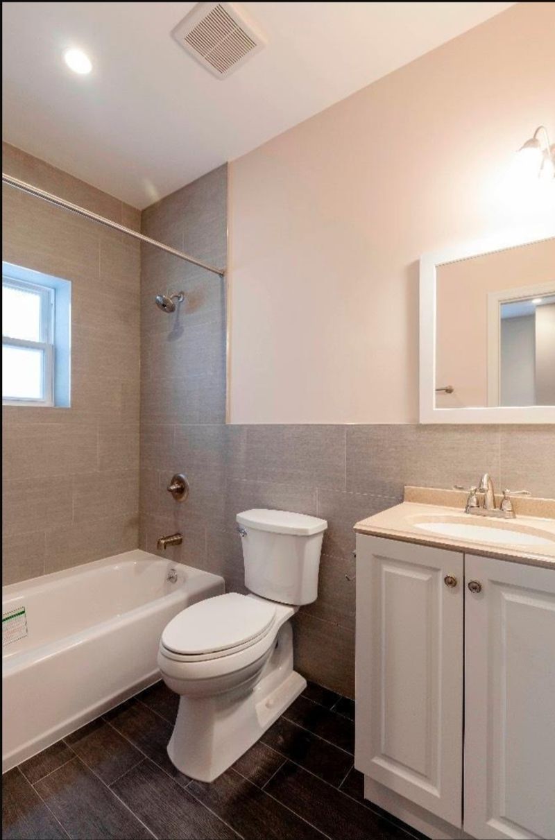 315 Greenwood Avenue, Unit 3 Brooklyn, NY 11218 - Photo 4 of 4