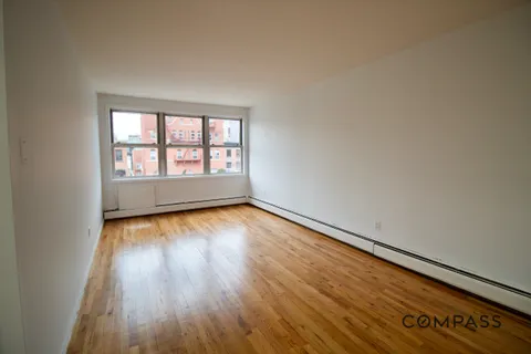 $6,200 | 121 4th Place, Unit 3 | Carroll Gardens