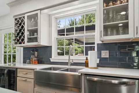 $725,000 | 220 Foxburg Drive, Pittsburgh, PA 15205