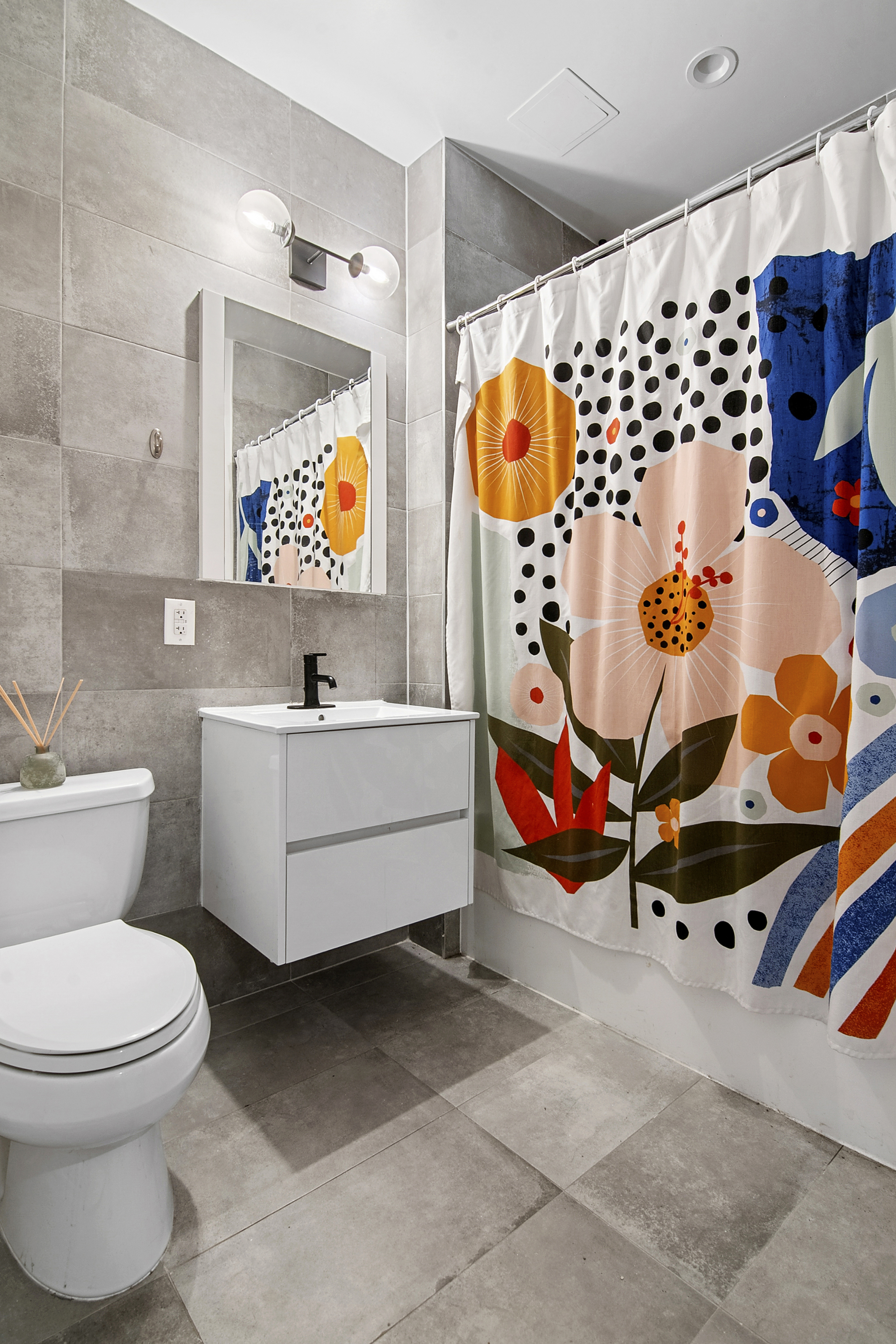 12 Lawton Street, Unit 3A Brooklyn, NY 11221 - Photo 5 of 7
