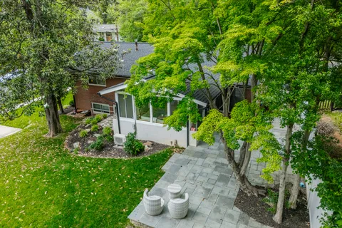$1,565,000 | 6501 Bannockburn Drive, Bethesda, MD 20817