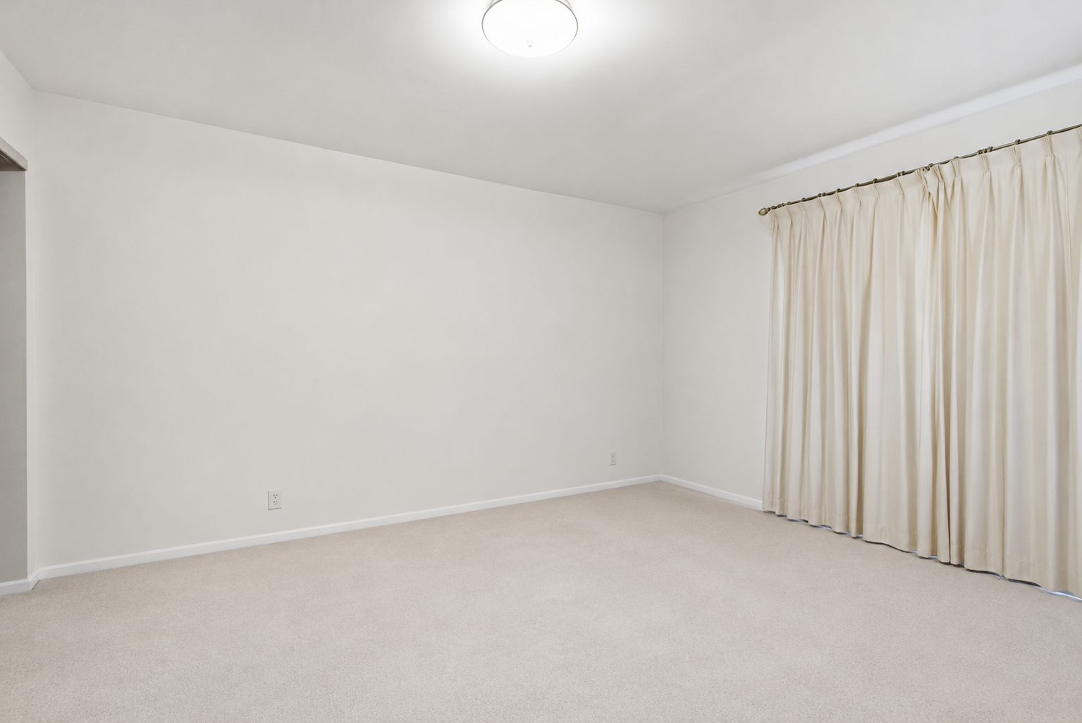 9004 Paddock Lane Potomac, MD 20854 - Photo 10 of 17