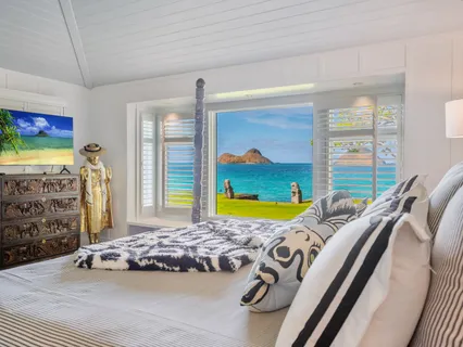 $11,950,000 | 1586 Mokulua Drive, Kailua, HI 96734