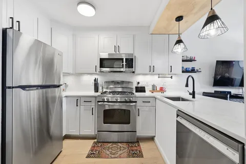 $585,000 | 1239 Vermont Avenue Northwest, Unit 709, Washington, DC 20005