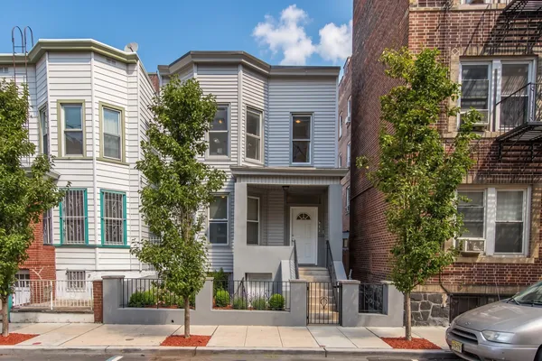 $2,200 | 804 27th Street, Unit 2, Union City, NJ 07087