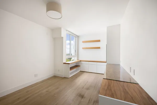 $1,600,000 | 2127 Brickell Avenue, Unit 1805, Miami, FL 33129