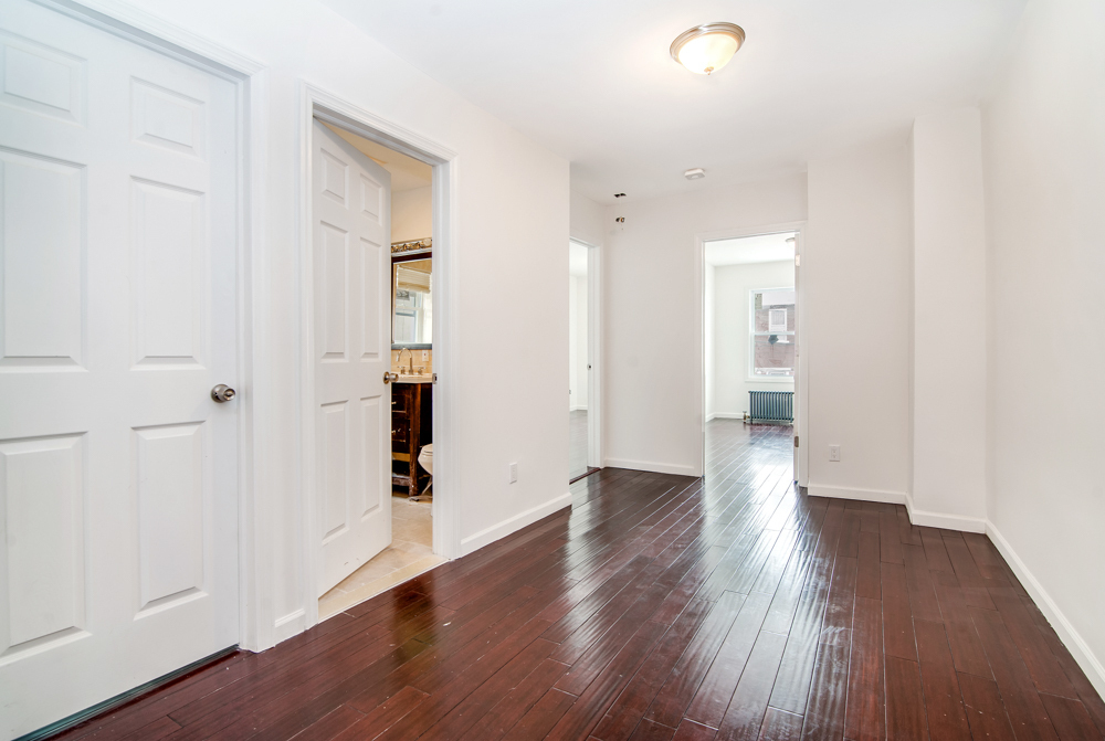 37-11 94th Street, Unit 1 Queens, NY 11372 - Photo 3 of 7