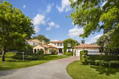$3,200,000 | 4206 Alhambra Circle, Miami, FL 33146
