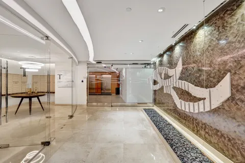 $3,149,000 | 15901 Collins Avenue, Unit 4301, Sunny Isles Beach, FL 33160