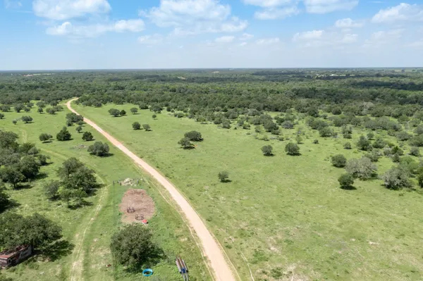 $792,860 | 54.68 Cattle Guard Road, Cuero, TX 77954