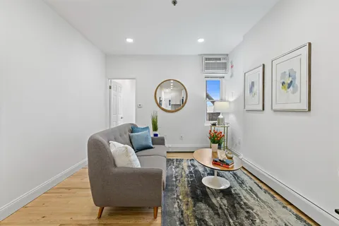 $725,000 | 110 Washington Street, Unit 6, Hoboken, NJ 07030