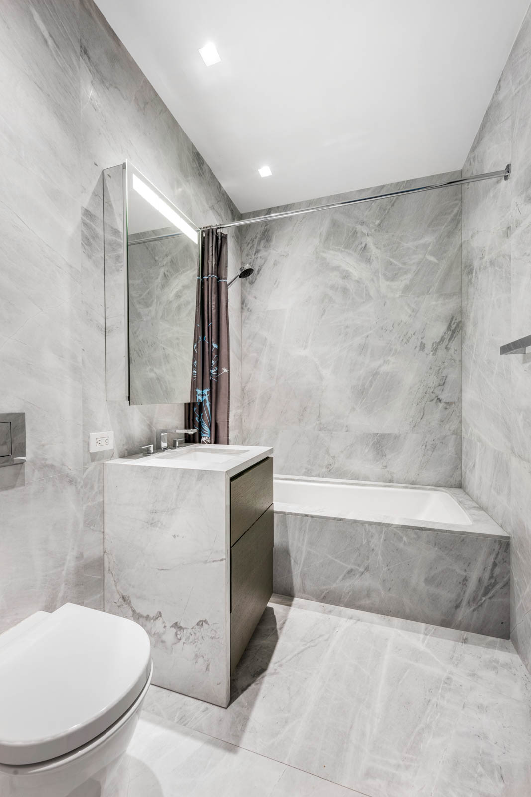 23 East 22nd Street, Unit TH2 Manhattan, NY 10010 - Photo 12 of 23 Gallery Image 12