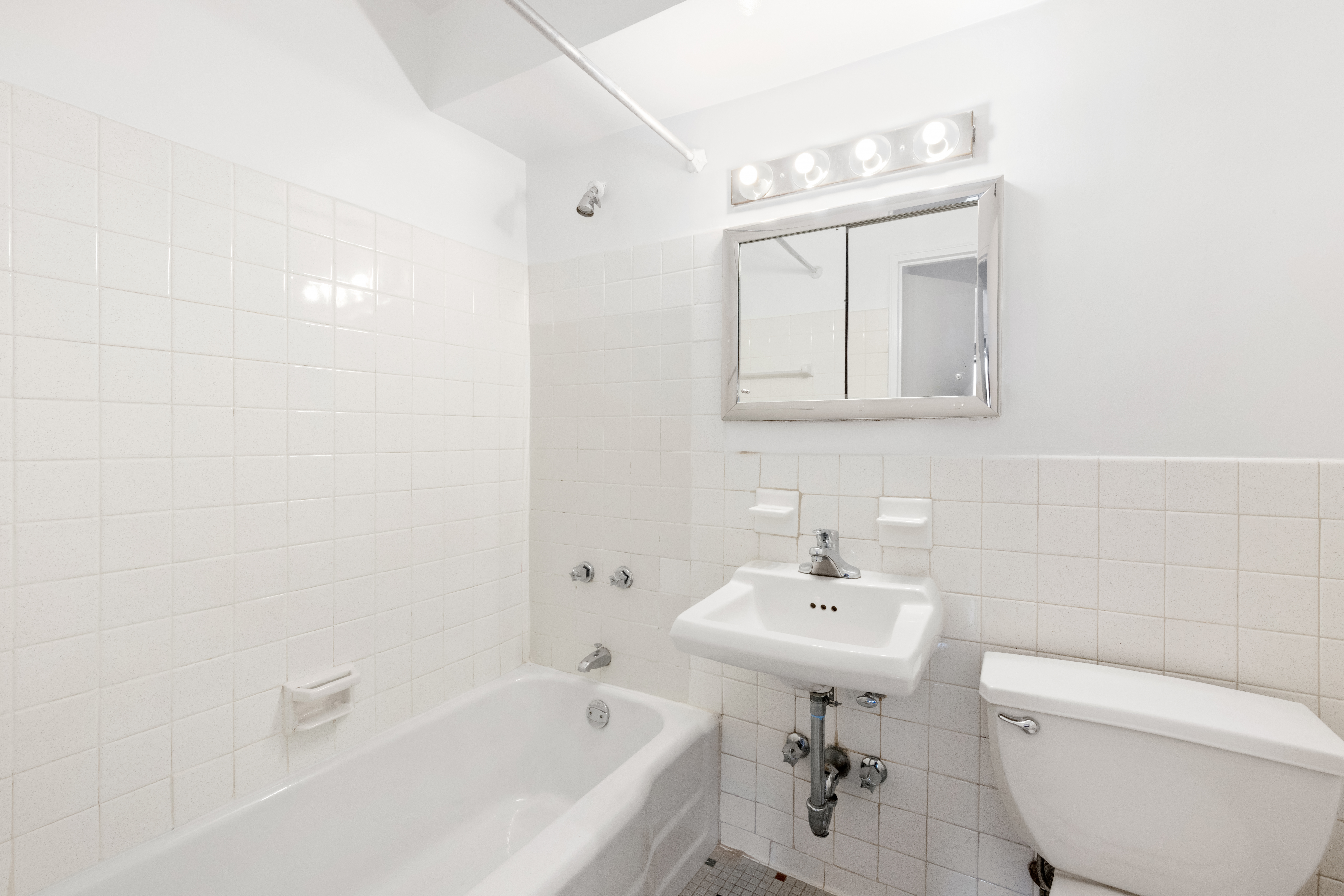 175 West 12th Street, Unit 9K Manhattan, NY 10011 - Photo 7 of 11