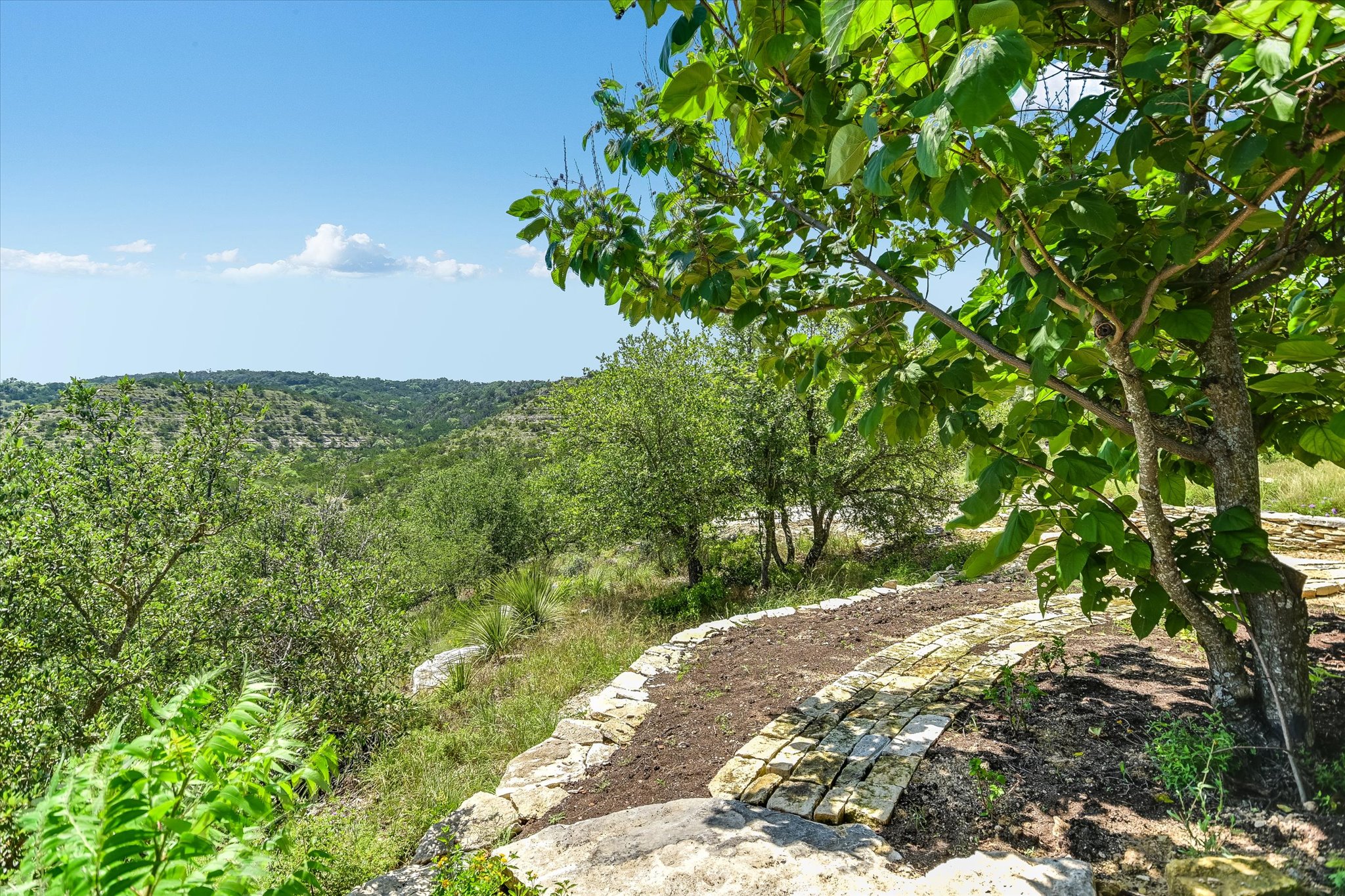1363 Montell Road Wimberley, TX 78676 - Photo 18 of 35