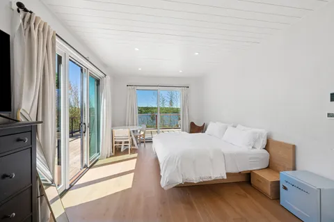 $6,295,000 | 113 South Edgemere Street, Montauk, NY 11954