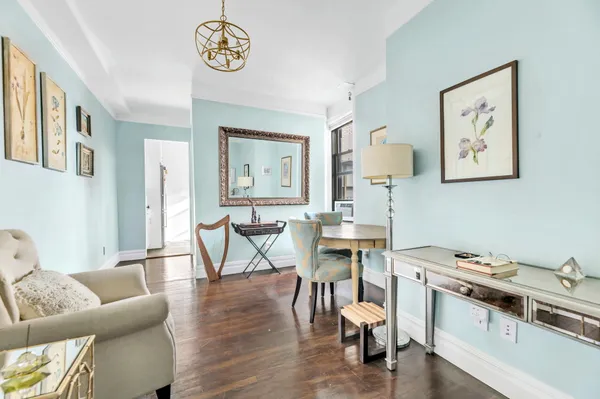 $699,000 | 545 West 111th Street, Unit 10G | Morningside Heights