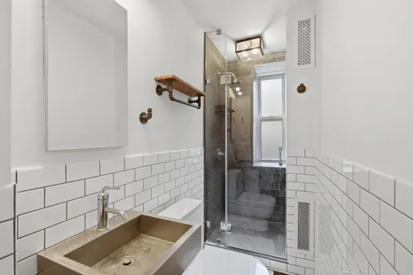 $5,000 | 25 Charles Street, Unit 1D | West Village