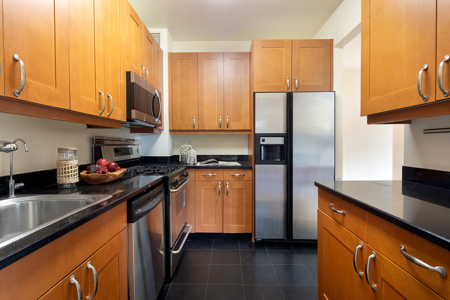 99 Jane Street, Unit 4F Manhattan, NY 10014 - Photo 6 of 12