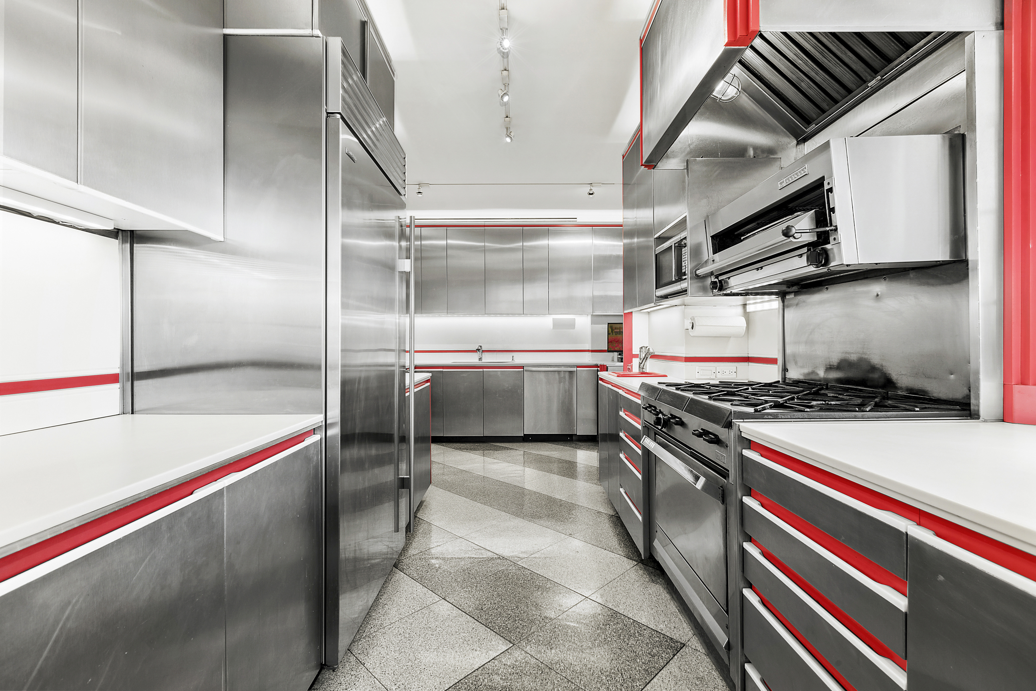 300 Central Park West, Unit 19D Manhattan, NY 10024 - Photo 9 of 23